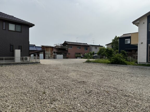 岐阜市鏡島中二丁目10番15（Ｂ号地）